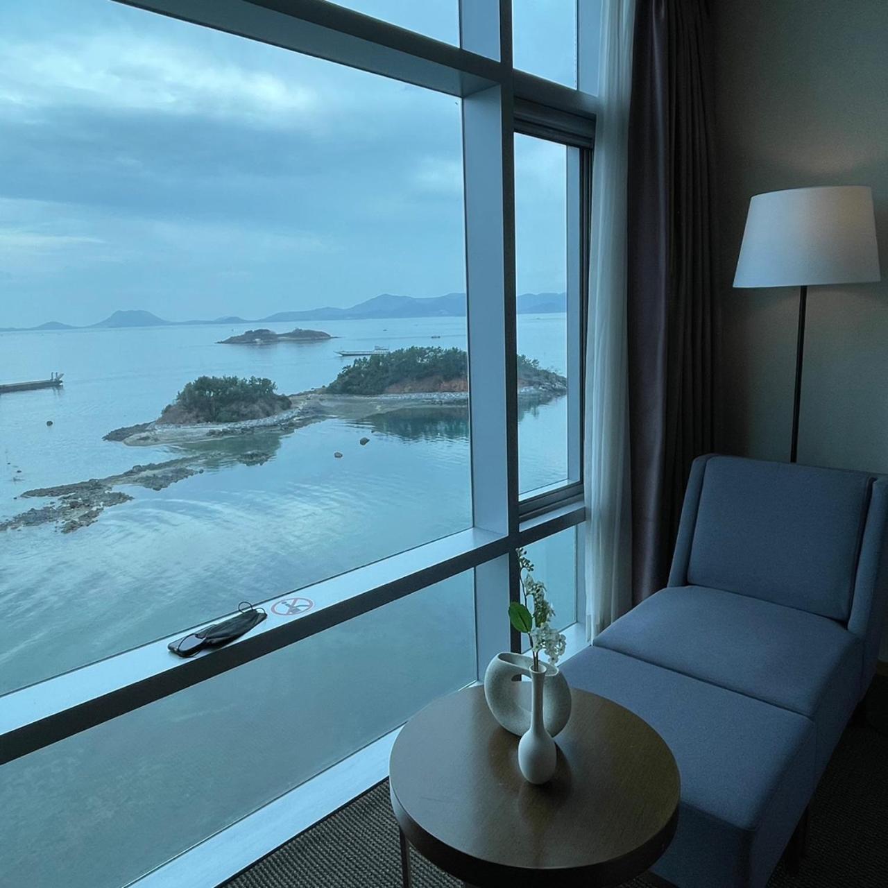 Hidden Bay Hotel Yeosu Exterior foto