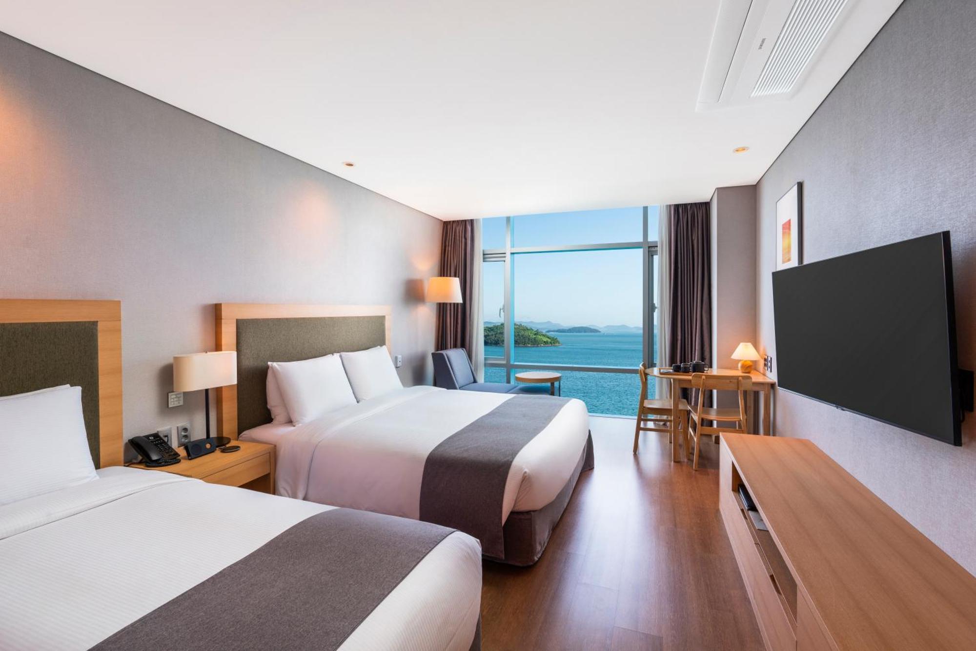 Hidden Bay Hotel Yeosu Exterior foto